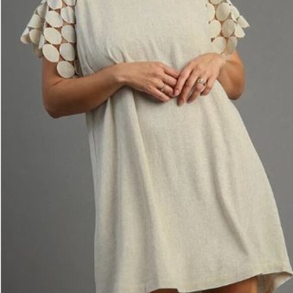 Plus mini dress textured lace reglan sleeves Umgee - Picture 1 of 6